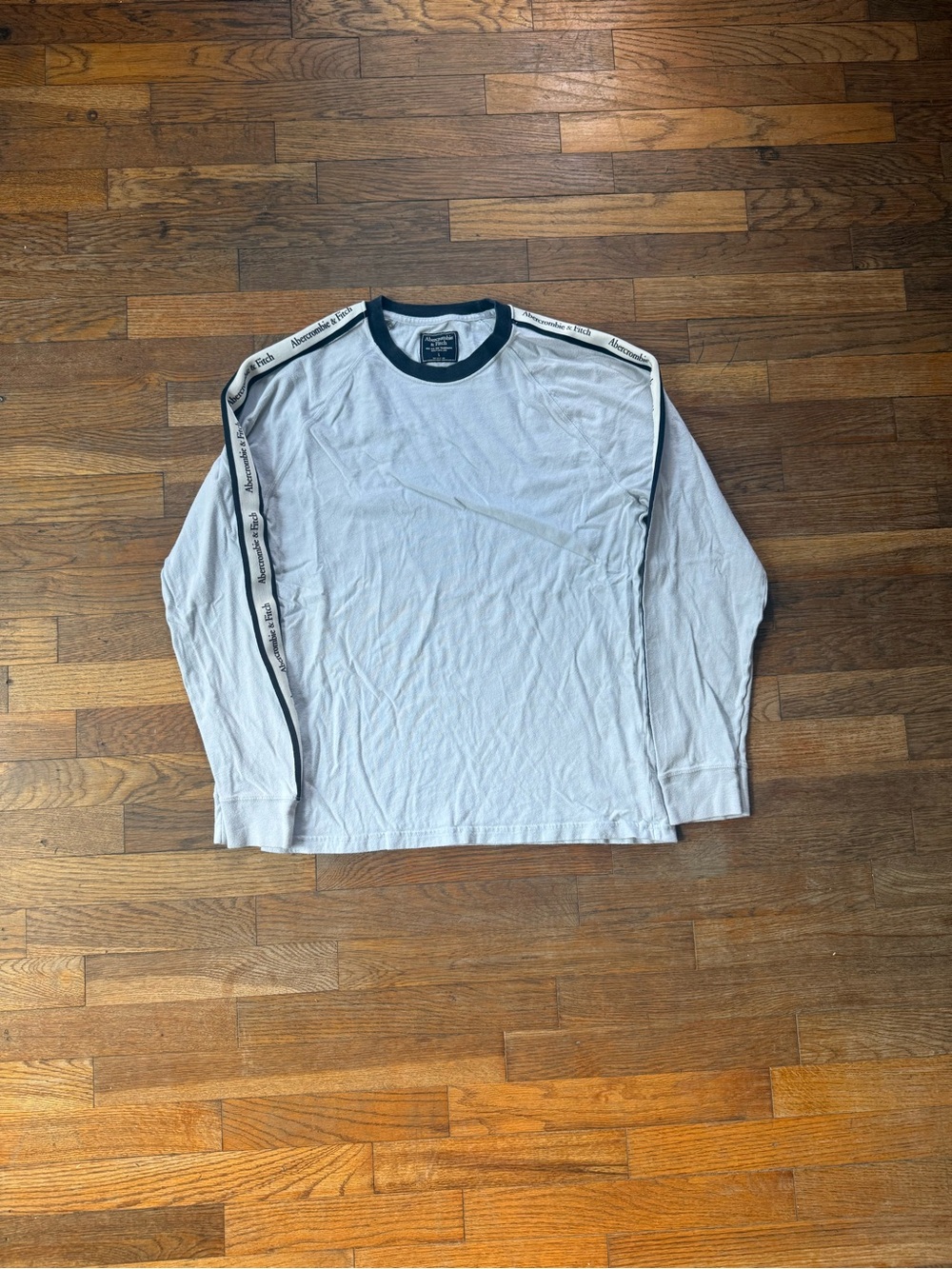 Abercrombie & Fitch Light Gray Long-Sleeve Crew with Navy Trim